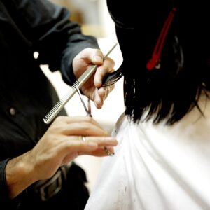 Looking for Salon PPE? Check Out This Quick Guide