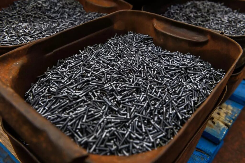 blue zinc coating Manufacturing News